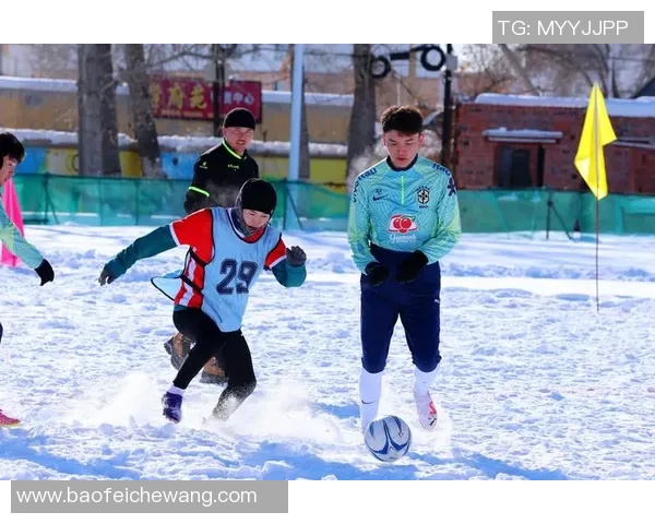 足球明星送上祝福愿你在生活中如球场上般精彩纷呈
