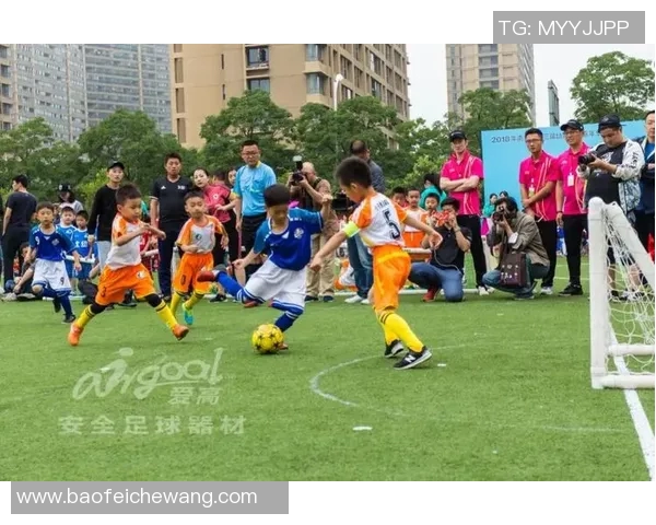 深入了解足球明星的心声与梦想的独家采访问题及答案解析